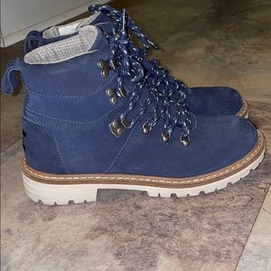 Toms Navy Boots
